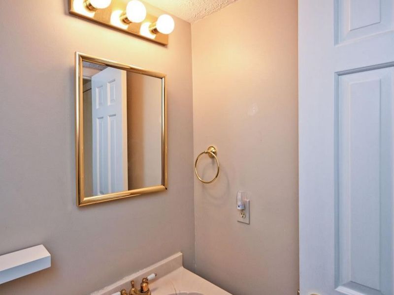 1819 Windhill Terrace, Cincinnati, OH 45255 Photo 20