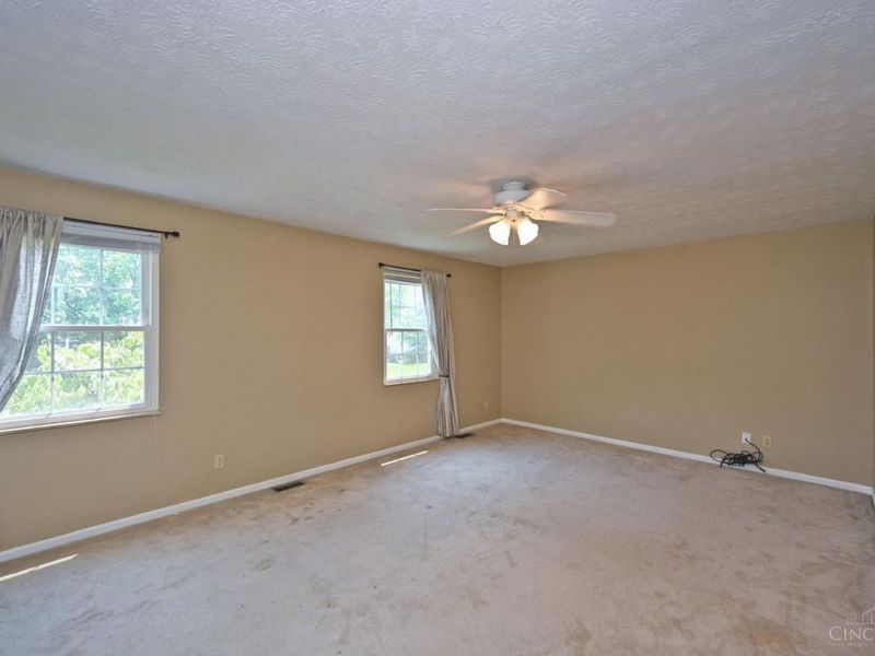1819 Windhill Terrace, Cincinnati, OH 45255 Photo 21