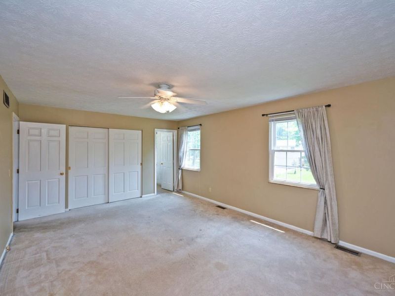 1819 Windhill Terrace, Cincinnati, OH 45255 Photo 22