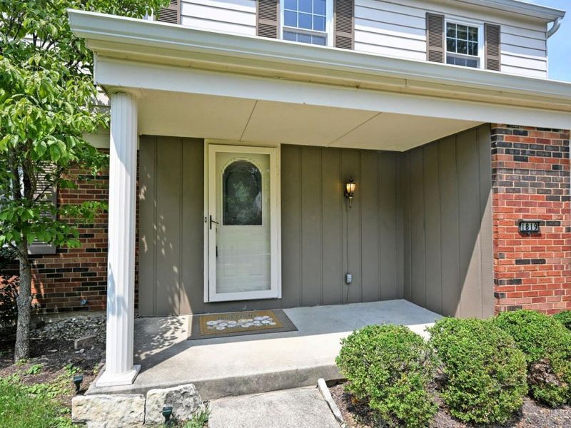 1819 Windhill Terrace, Cincinnati, OH 45255 Photo 3