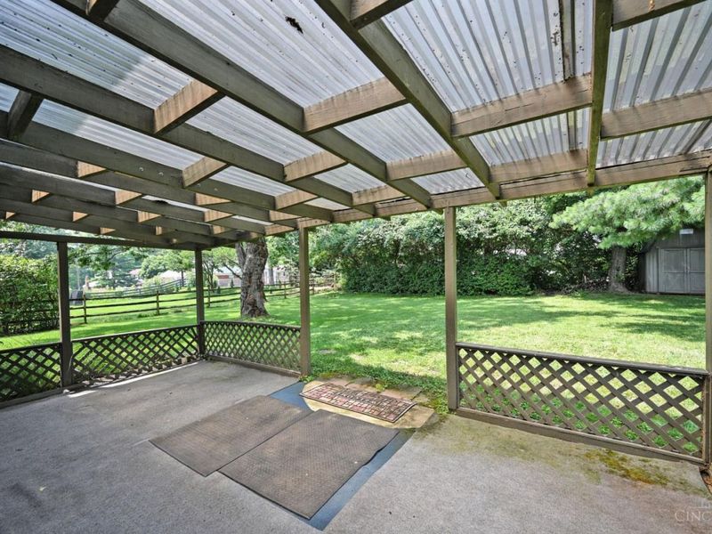 1819 Windhill Terrace, Cincinnati, OH 45255 Photo 40