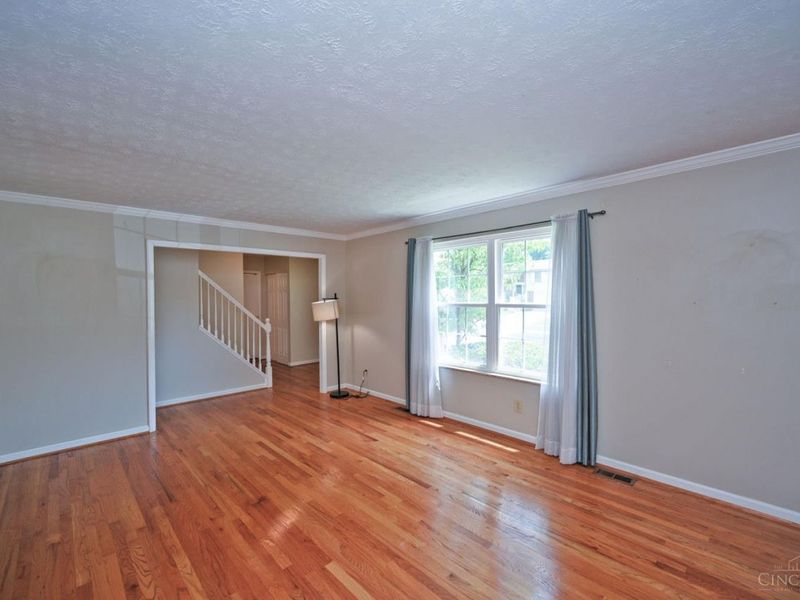 1819 Windhill Terrace, Cincinnati, OH 45255 Photo 7