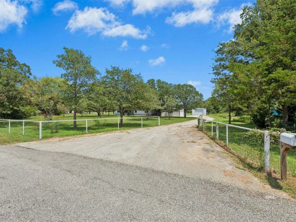 255 Rosanky Cattle Co RD, Rosanky, TX 78953