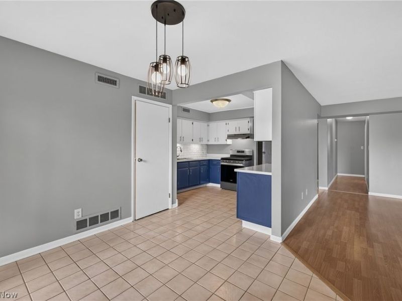 6320 Greenwood, Northfield, OH 44067 Photo 10