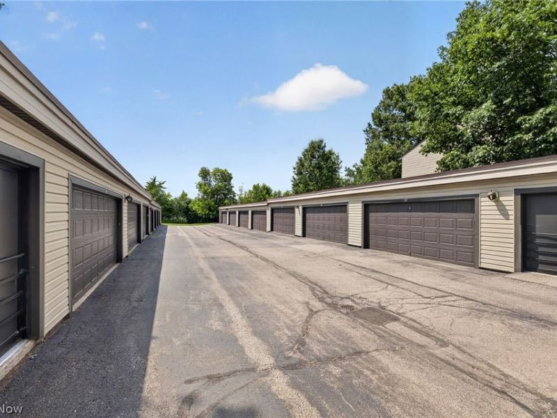6320 Greenwood, Northfield, OH 44067 Photo 48