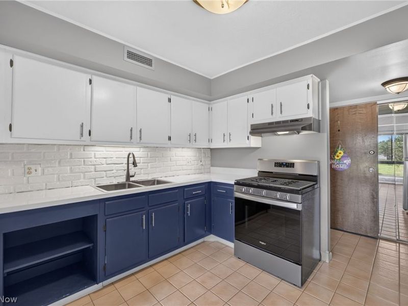 6320 Greenwood, Northfield, OH 44067 Photo 8