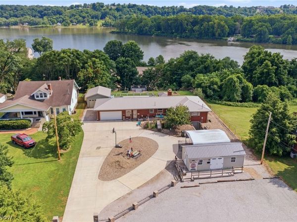 1715-1717 Washington Blvd , Belpre, OH 45714