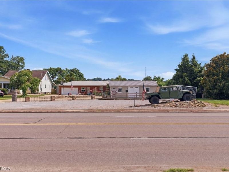 1715-1717 Washington Blvd, Belpre, OH 45714 Photo 2