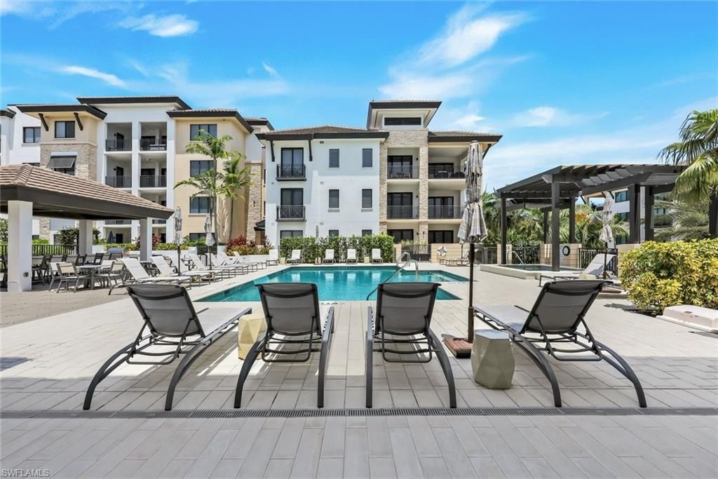 1135 3rd Ave S, Unit 303, Naples, FL 34102 Photo