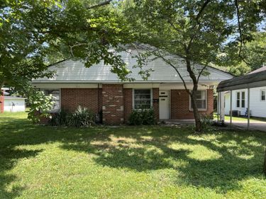 211 S 15th Street, Murray, KY 42071