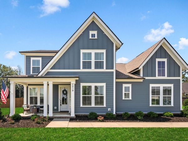 7219 Adenborough Dr, Fairview, TN 37062