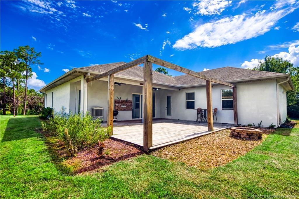 6347 SW Travers Street, Palm City, FL 34990 Photo