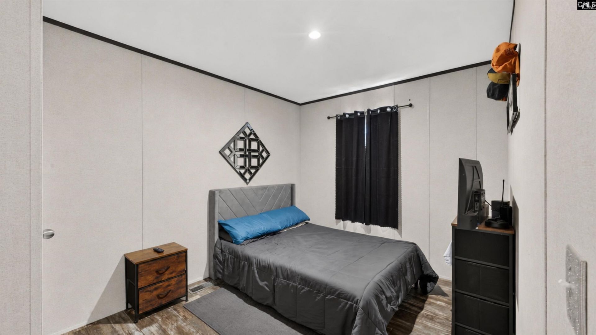116 Parvis Road  Photo 16