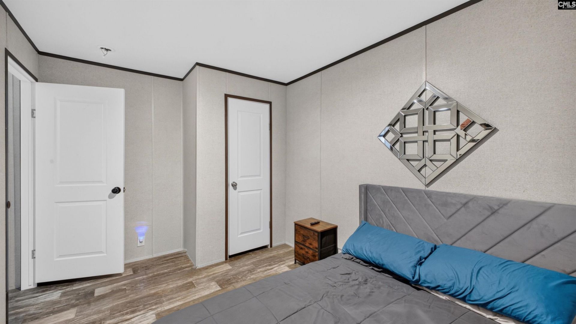 116 Parvis Road  Photo 17