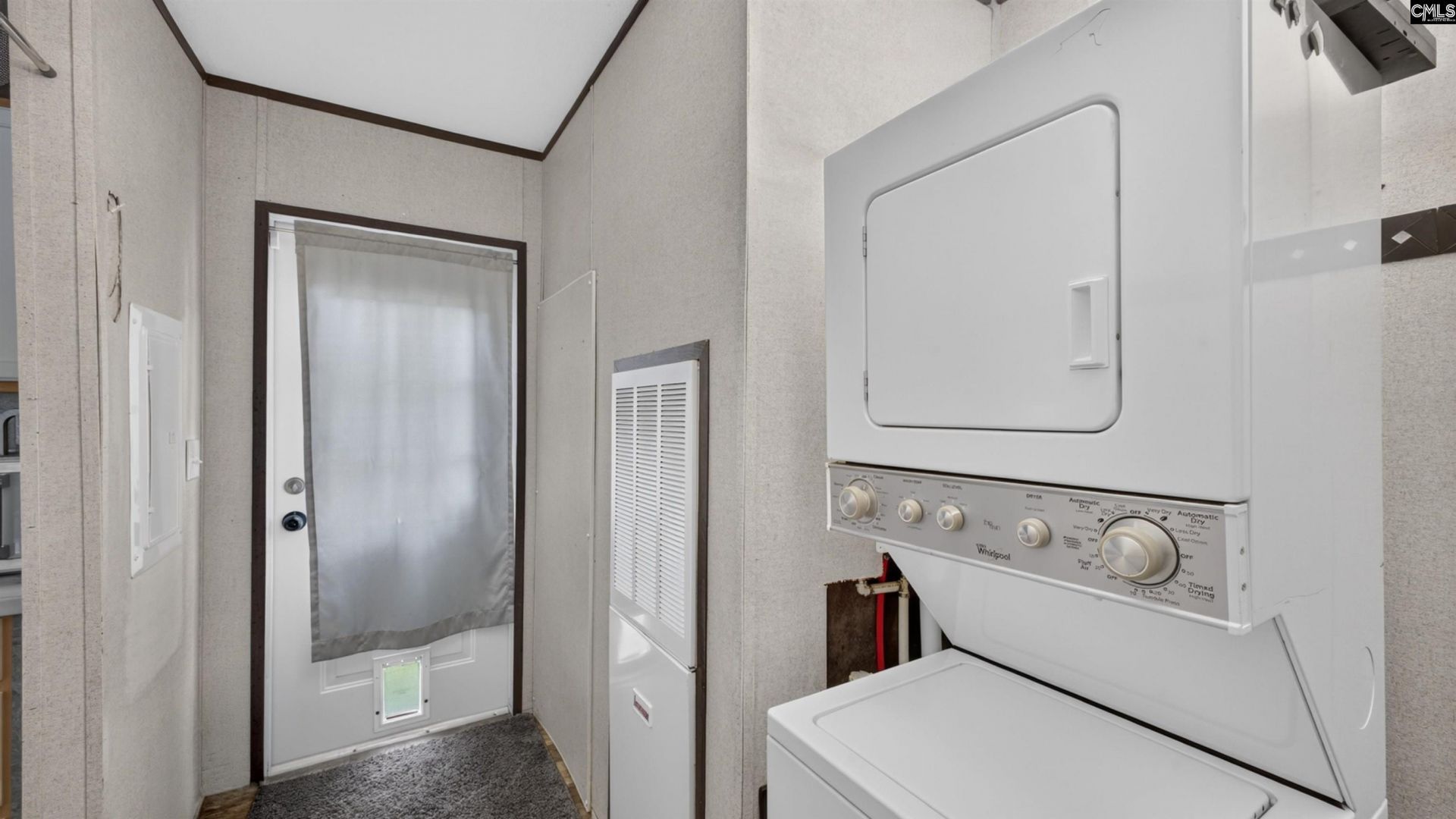 116 Parvis Road  Photo 21