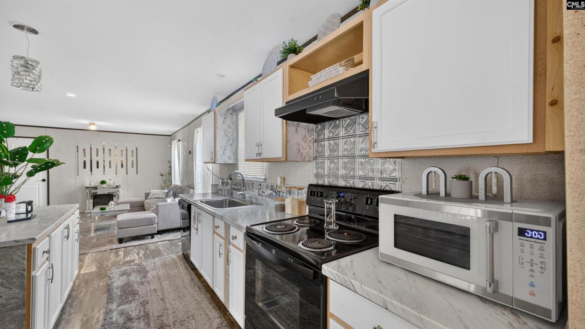 116 Parvis Road  Photo 4