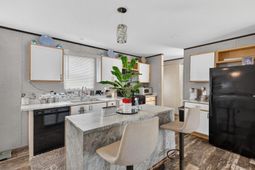116 Parvis Road  photo 4