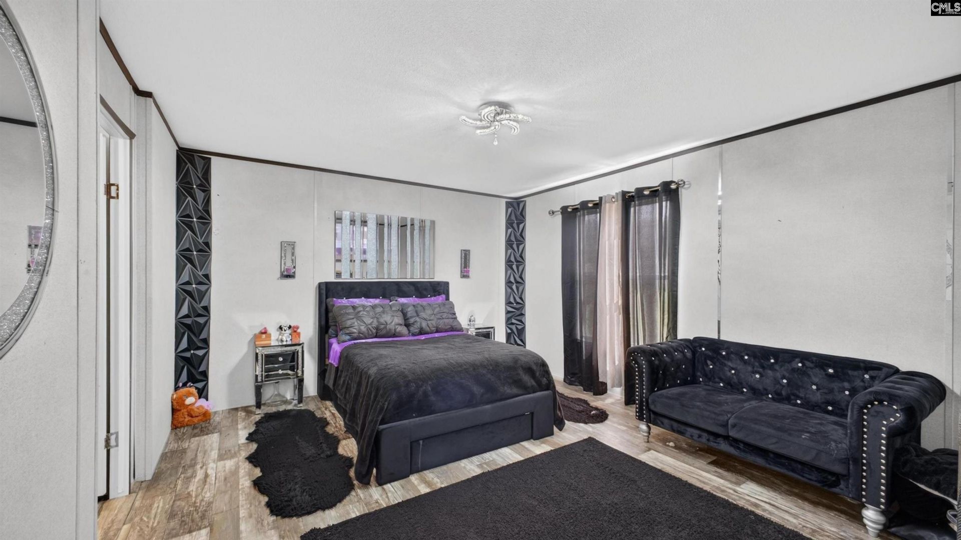 116 Parvis Road  Photo 9