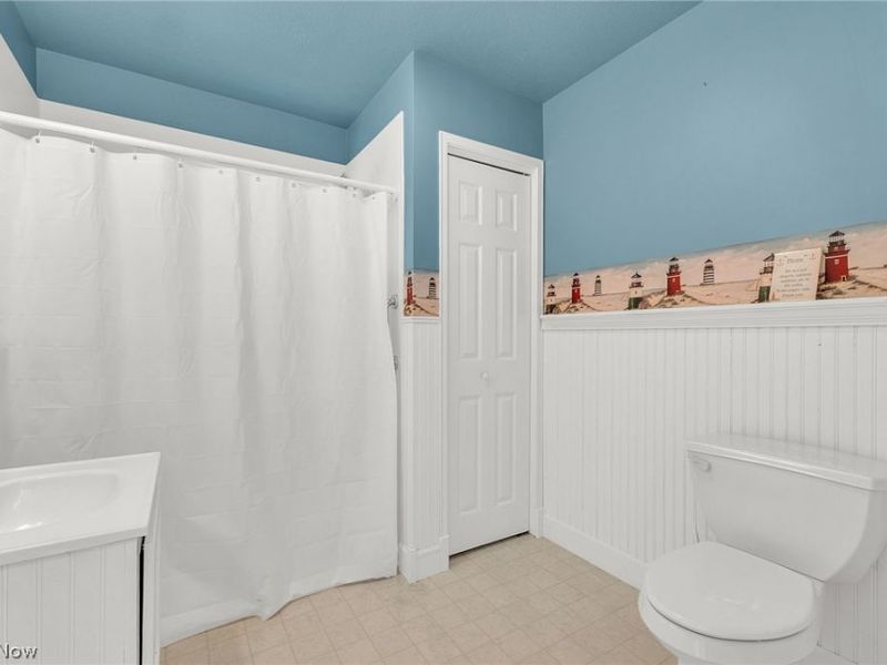 1 Cherokee Trail, Malvern, OH 44644 Photo 22