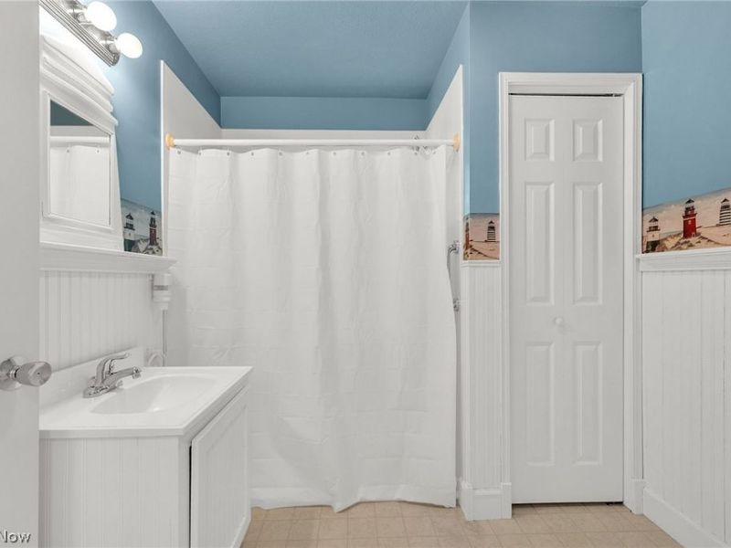1 Cherokee Trail, Malvern, OH 44644 Photo 23