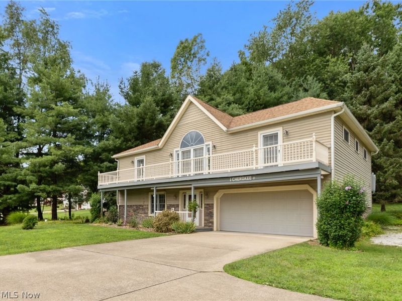 1 Cherokee Trail, Malvern, OH 44644 Photo 3