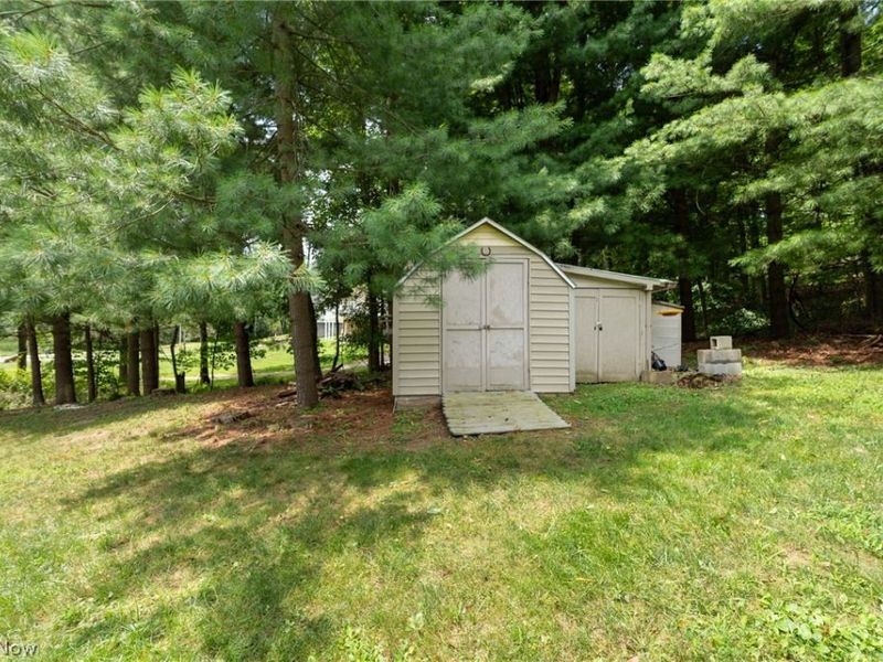 1 Cherokee Trail, Malvern, OH 44644 Photo 45