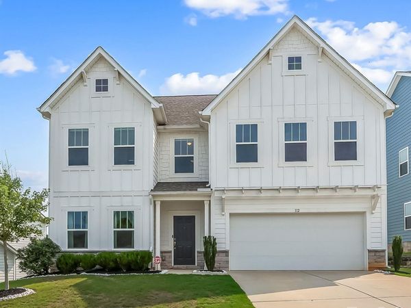 112 Divot Lane, Statesville, NC 28677