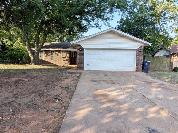 2412 SE 51st , Oklahoma City, OK 73129