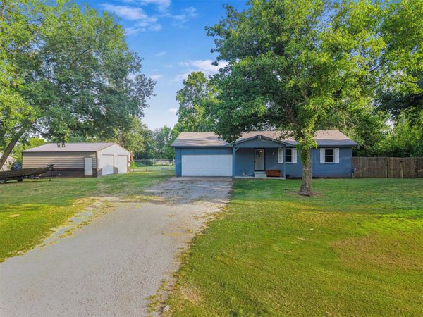 11556 E Elm Street, Claremore, OK 74019