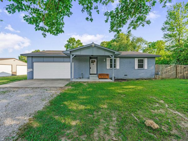 11556 E Elm Street , Claremore, OK 74019