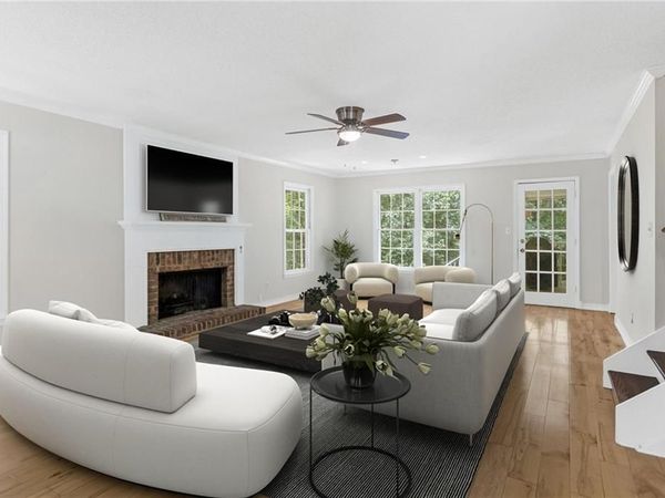 341 Westover Drive , Woodstock, GA 30188