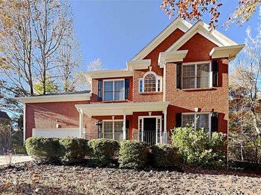 5309 Fernbrook Falls Court , Flowery Branch, GA 30542