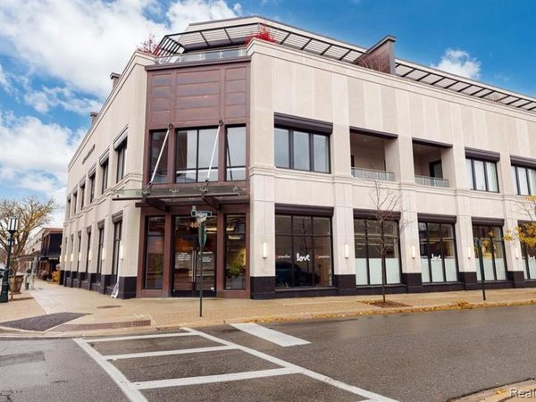 400 S Old Woodward Avenue , Birmingham, MI 48009