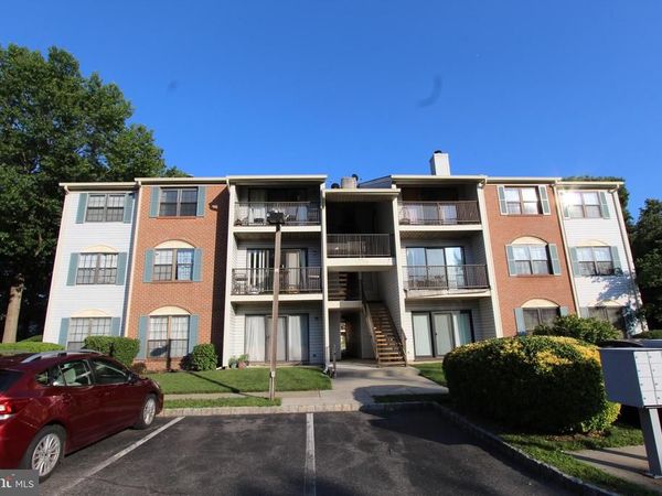 8 JOYNER COURT , TRENTON, NJ 08648