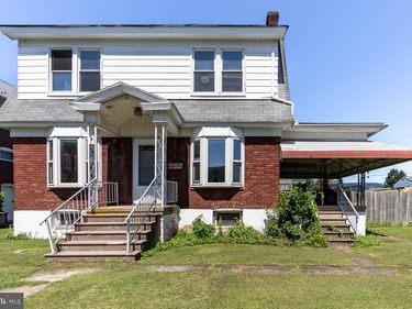 706 5TH STREET E, BELLWOOD, PA 16617