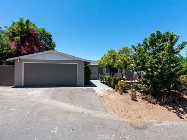 1935 S Broadway, Escondido, CA 92025