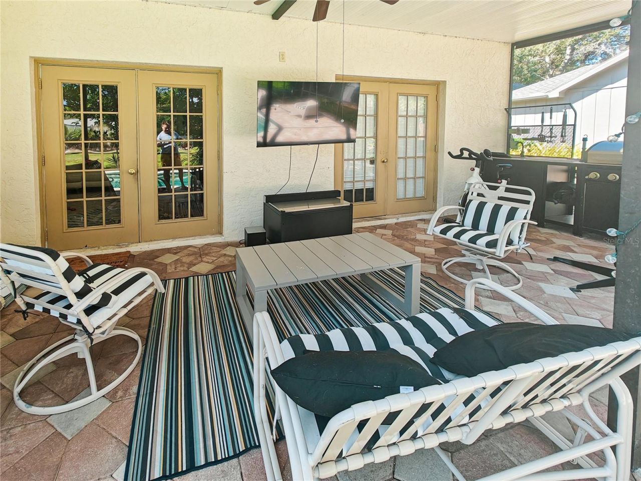 4907 82nd Place E, Sarasota, FL 34243 Photo