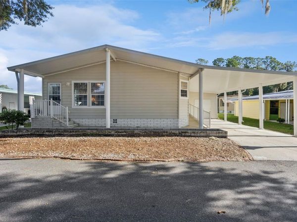 212 PALM MEADOWS DRIVE , EUSTIS, FL 32726