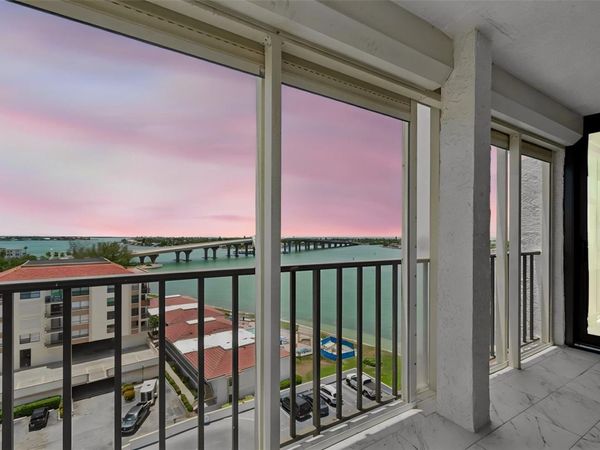 6265 SUN BOULEVARD , Unit 1004, ST PETERSBURG, FL 33715