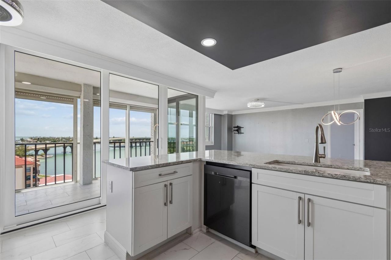 6265 Sun Boulevard, Unit 1004, Saint Petersburg, FL 33715 Photo