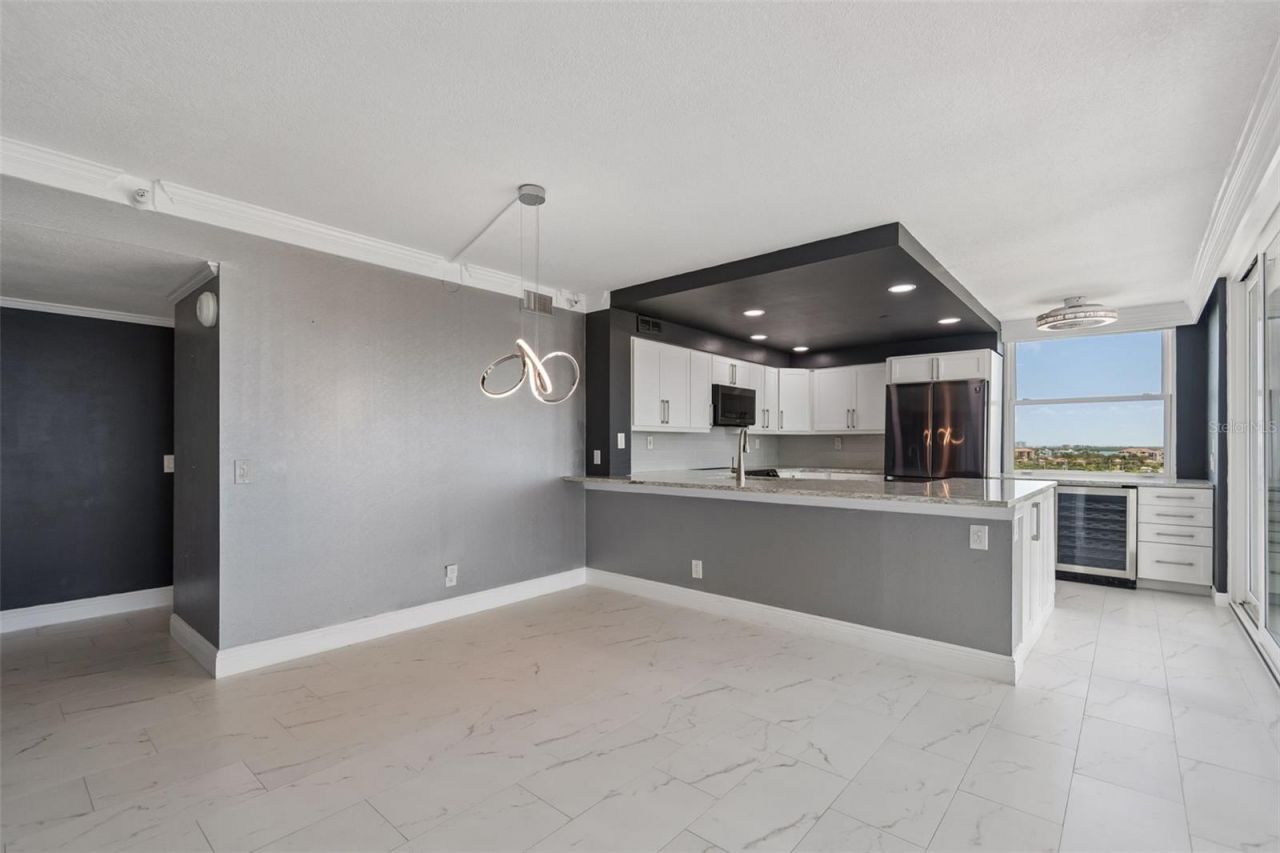 6265 Sun Boulevard, Unit 1004, Saint Petersburg, FL 33715 Photo