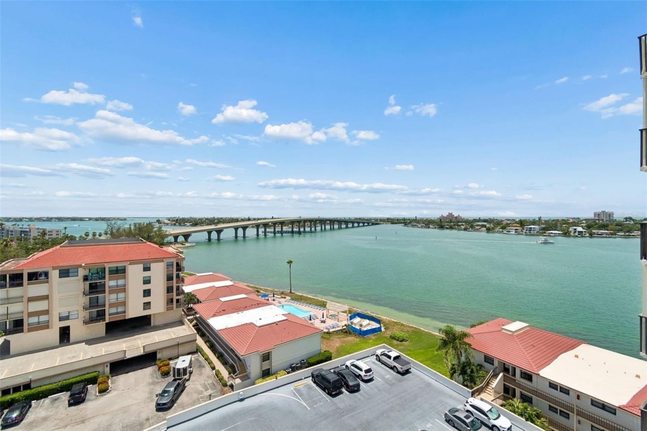 6265 Sun Boulevard, Unit 1004, Saint Petersburg, FL 33715 Photo