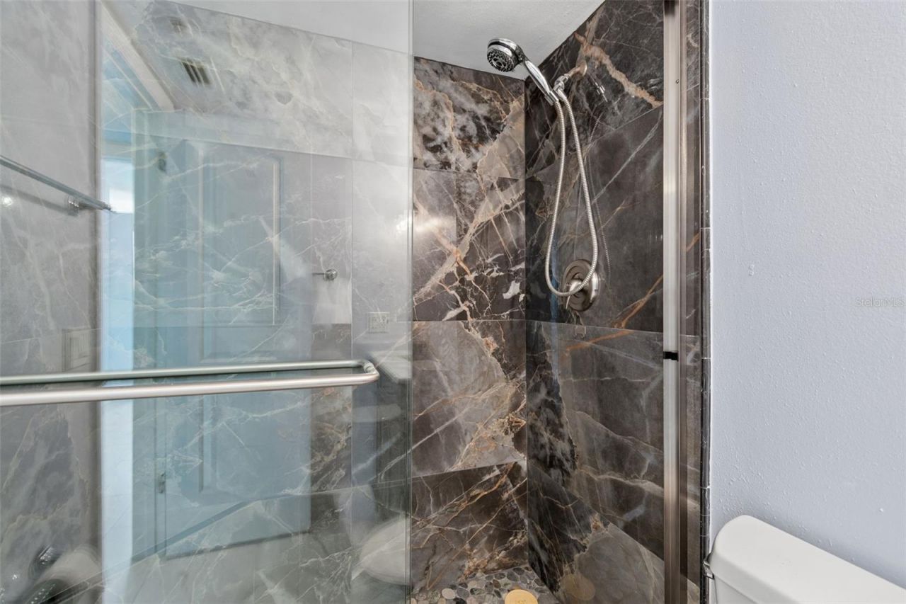 6265 Sun Boulevard, Unit 1004, Saint Petersburg, FL 33715 Photo