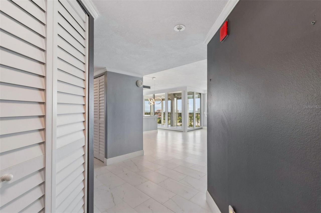 6265 Sun Boulevard, Unit 1004, Saint Petersburg, FL 33715 Photo