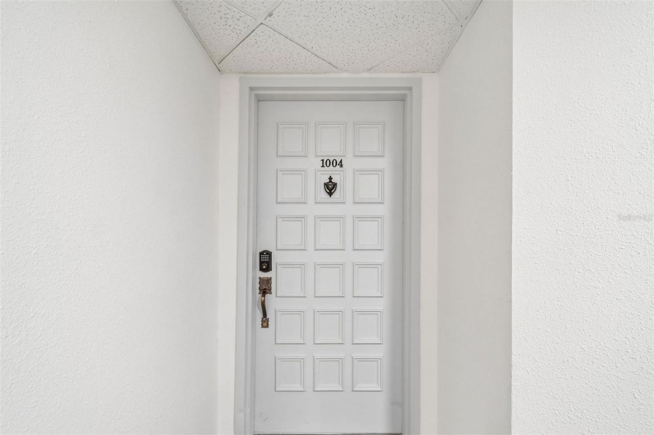 6265 Sun Boulevard, Unit 1004, Saint Petersburg, FL 33715 Photo