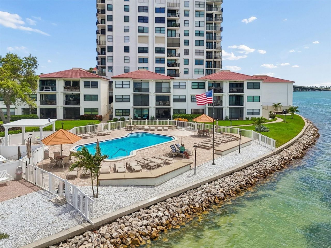 6265 Sun Boulevard, Unit 1004, Saint Petersburg, FL 33715 Photo