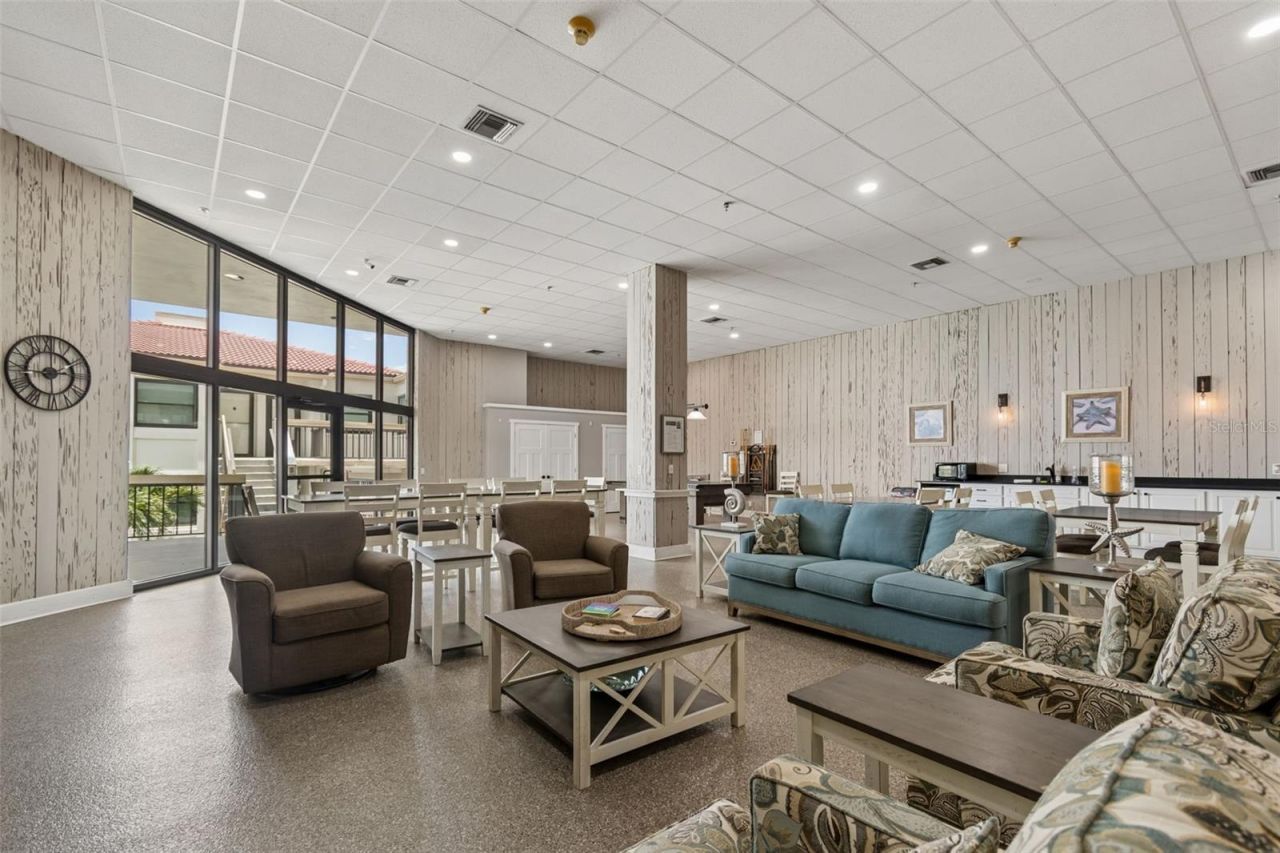 6265 Sun Boulevard, Unit 1004, Saint Petersburg, FL 33715 Photo