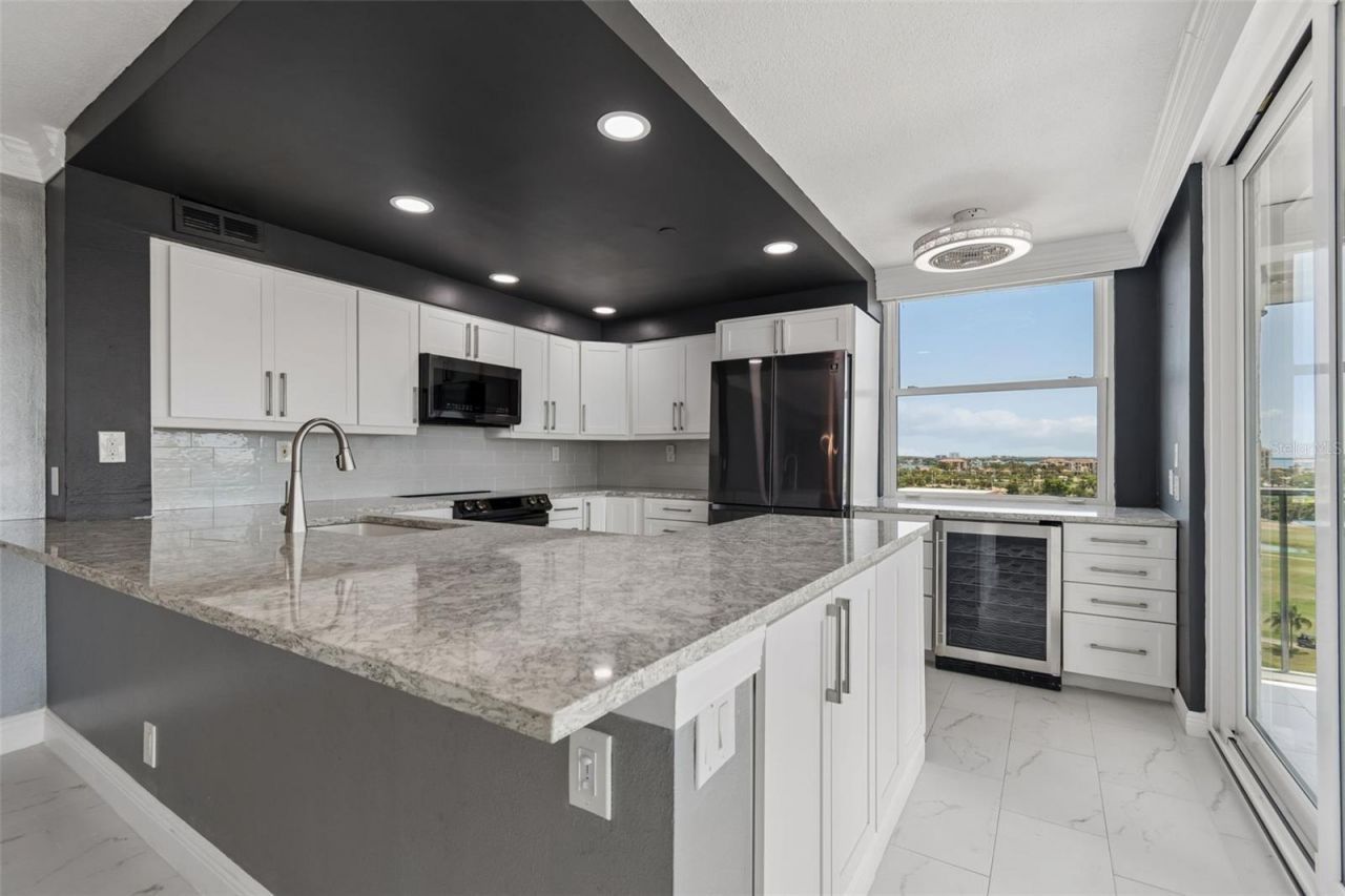 6265 Sun Boulevard, Unit 1004, Saint Petersburg, FL 33715 Photo