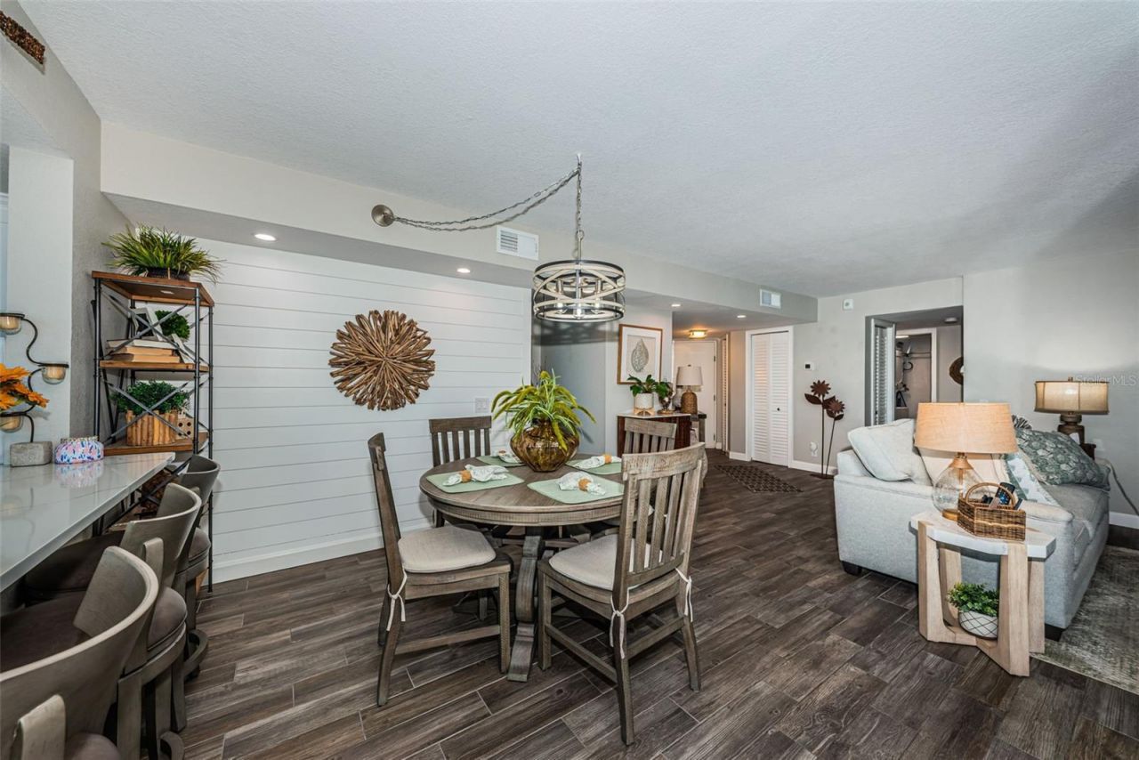 5825 Puerta Del Sol Boulevard S, Unit 166, Saint Petersburg, FL 33715 Photo