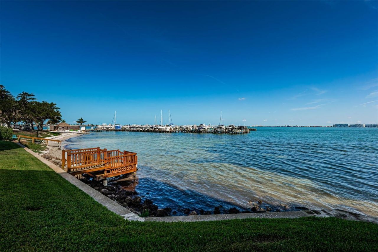 5825 Puerta Del Sol Boulevard S, Unit 166, Saint Petersburg, FL 33715 Photo